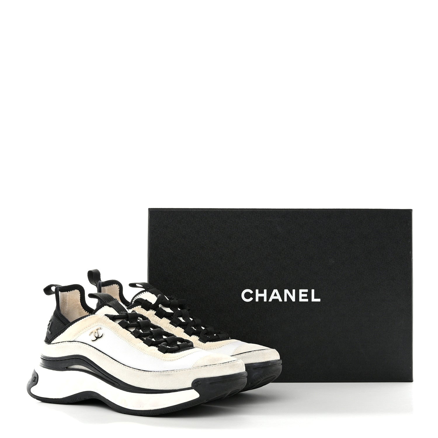 Chanel Fabric Suede Calfskin CC Sneakers 39 White Light Grey 9 of 9