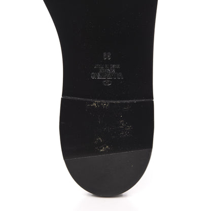 Valentino Garavani Calfskin Nude Rockstud T Strap Flat Thong Sandals 39 Black 7 of 9