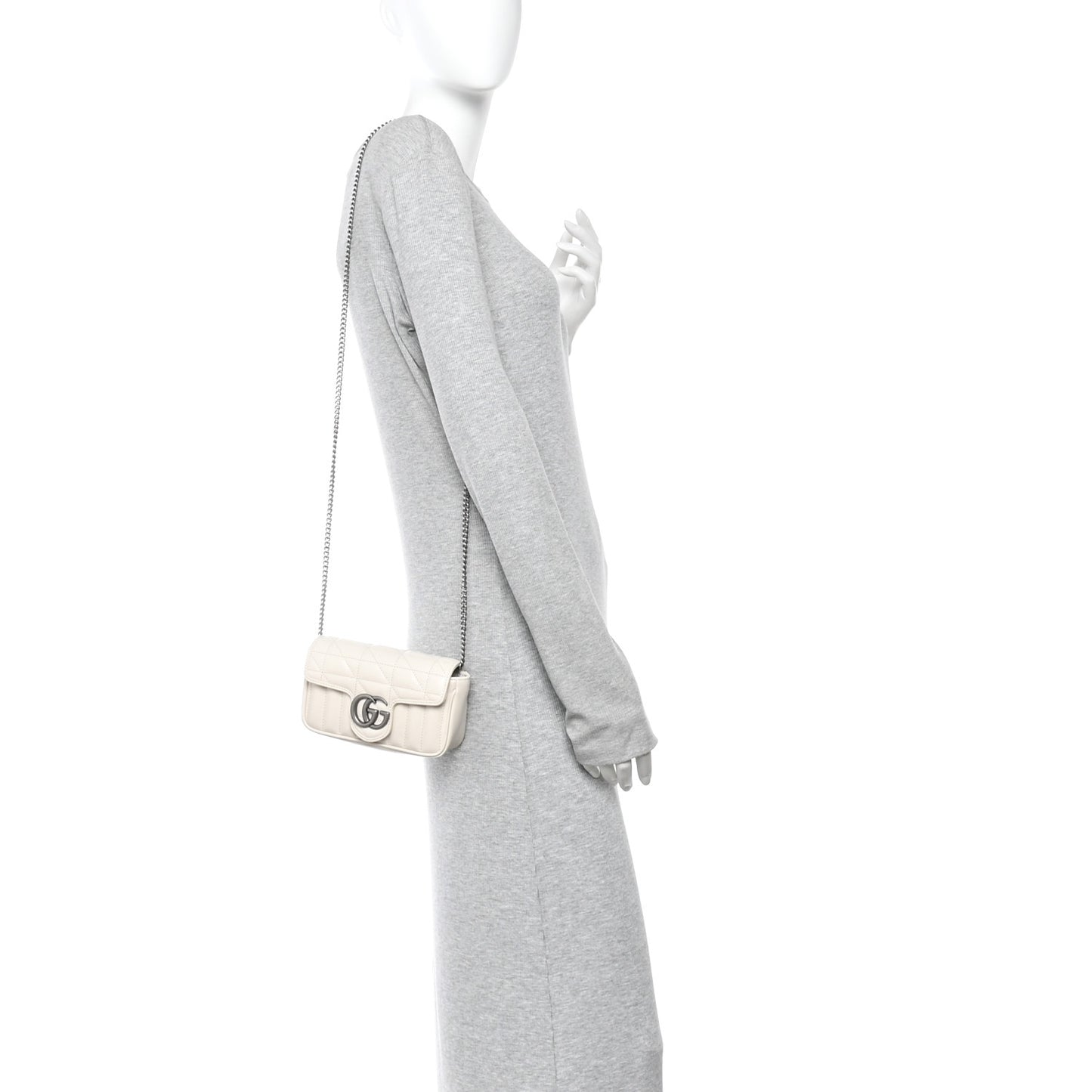 Calfskin Matelasse Aria Super Mini GG Marmont Shoulder Bag Mystic White
