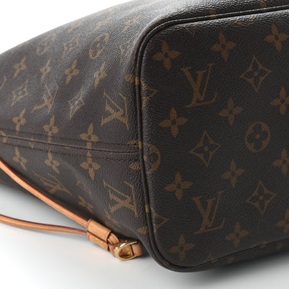 Louis Vuitton Monogram Neverfull MM 8 of 10