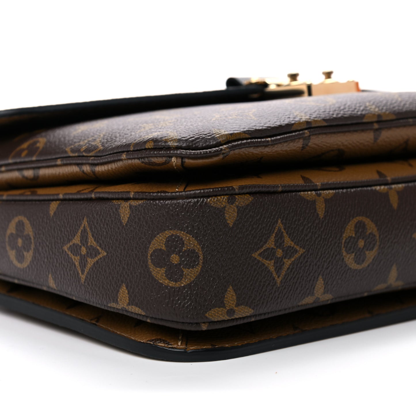 Reverse Monogram Pochette Metis