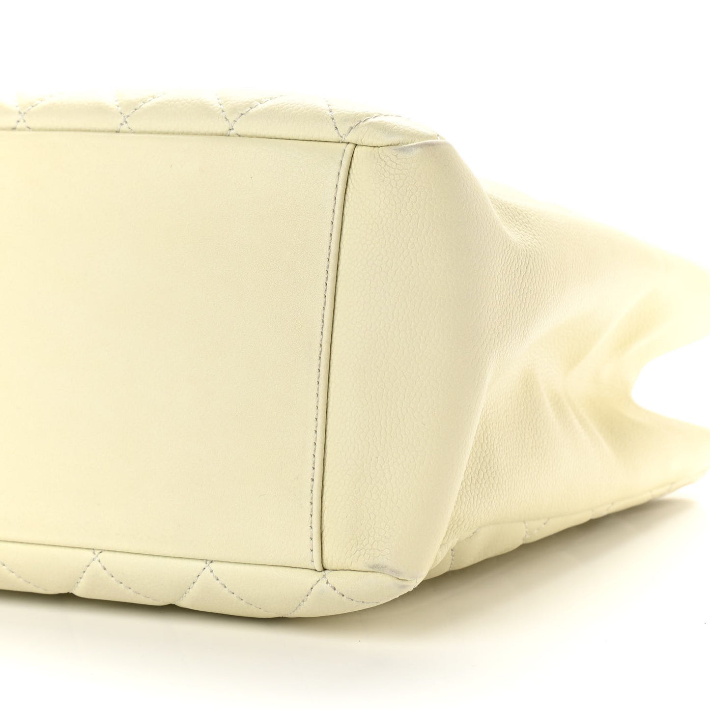Caviar Quilted Grand Shopping Tote GST White
