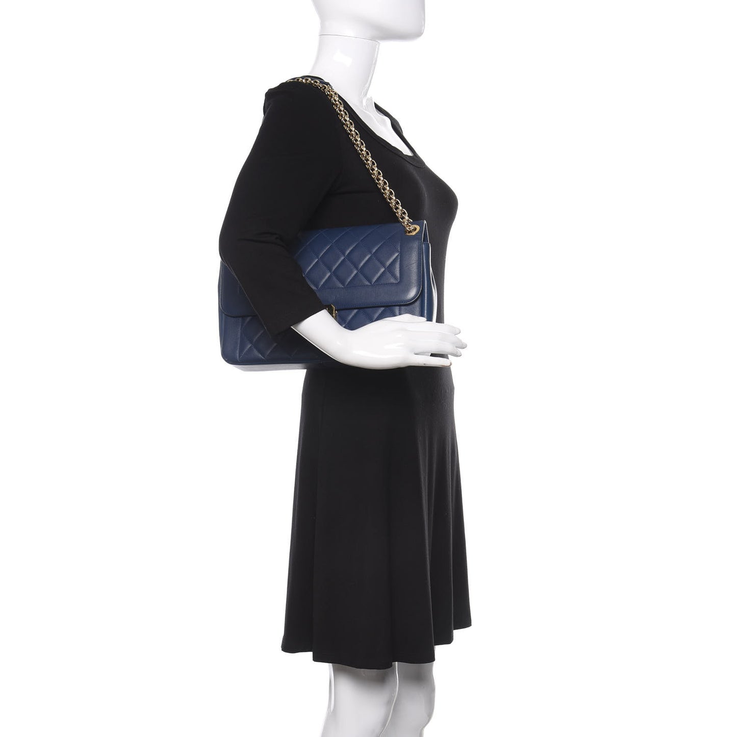 Lambskin Quilted Large Chic With Me Flap Navy