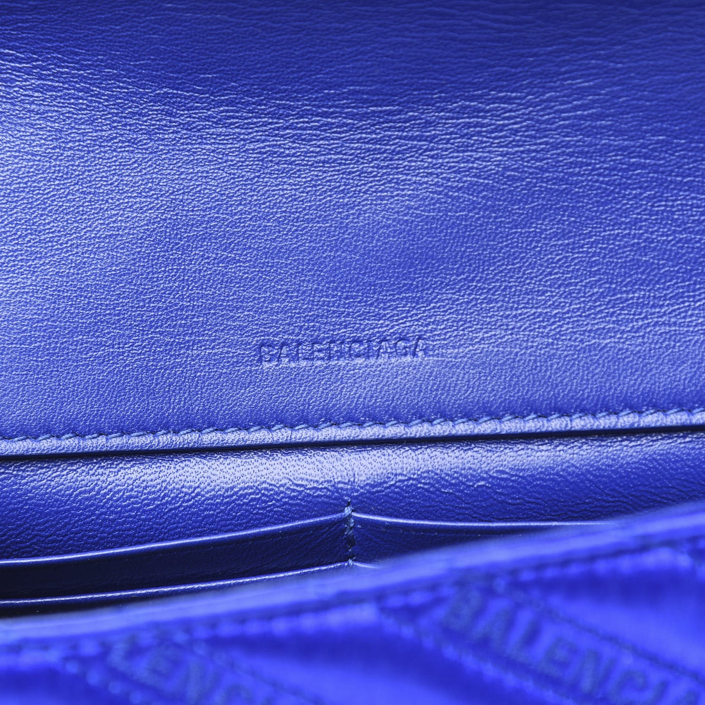 Satin Jacquard Logo Matelasse BB Chain Wallet Electric Bleu