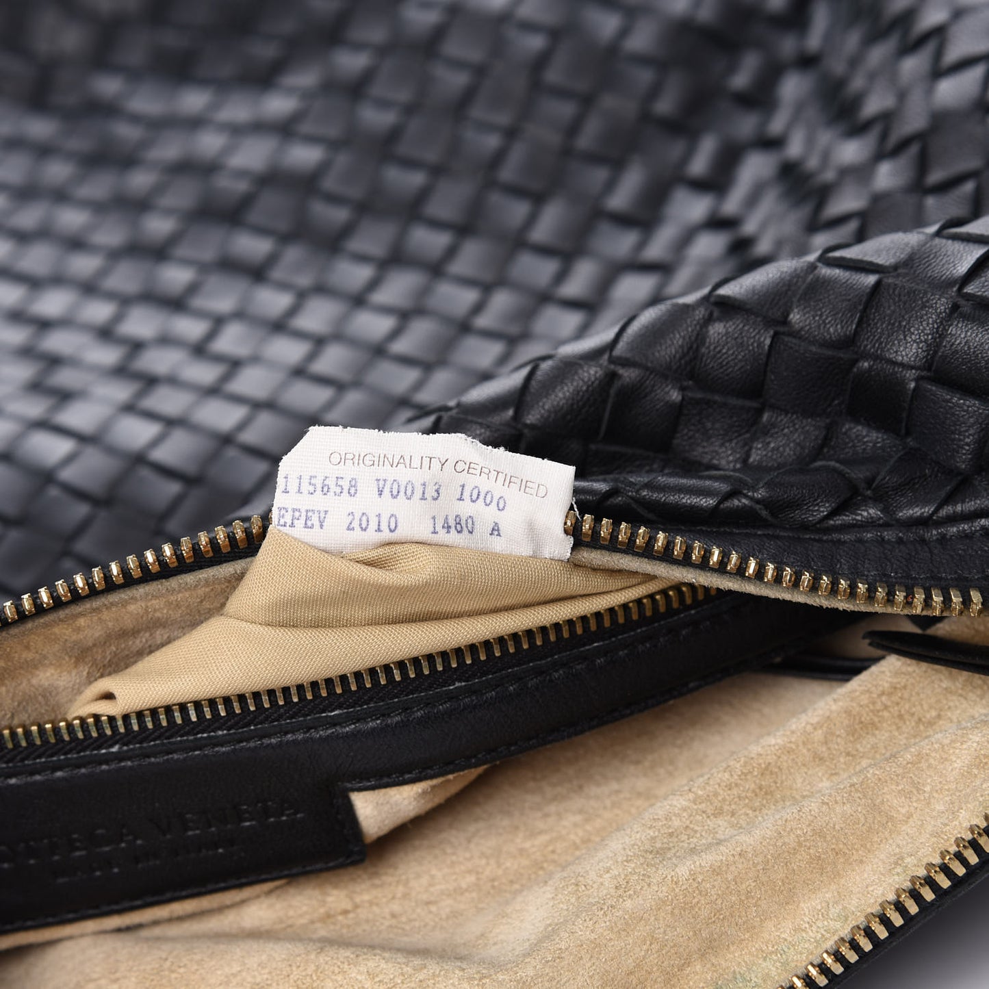 Nappa Intrecciato Hobo Black