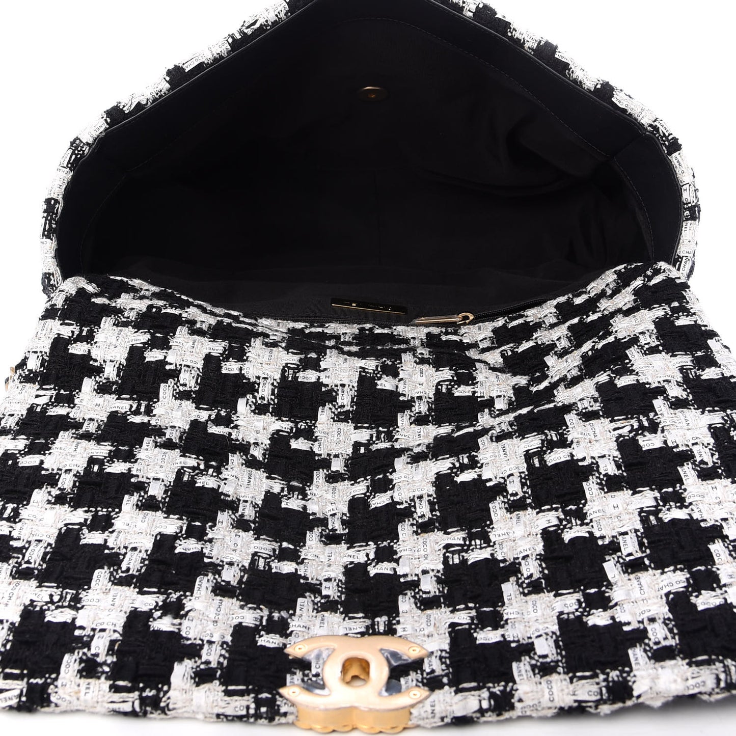 Tweed Quilted Maxi Chanel 19 Flap Black Ecru White