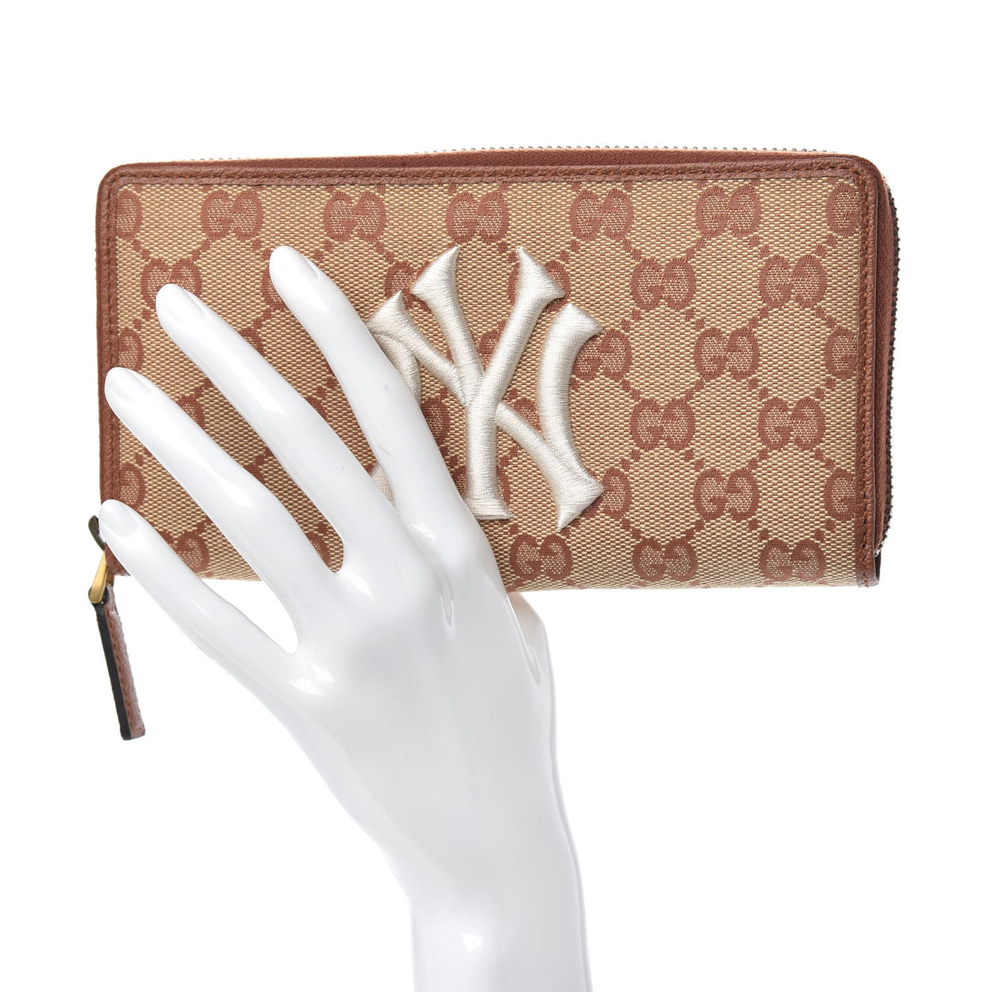 X MLB GG Monogram NY Yankees Zip Around Wallet Beige Ruggine Ivory