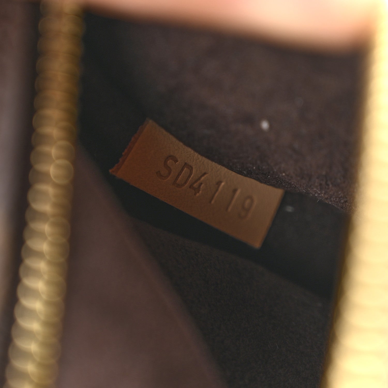 Louis Vuitton Monogram Pochette Metis 7 of 15