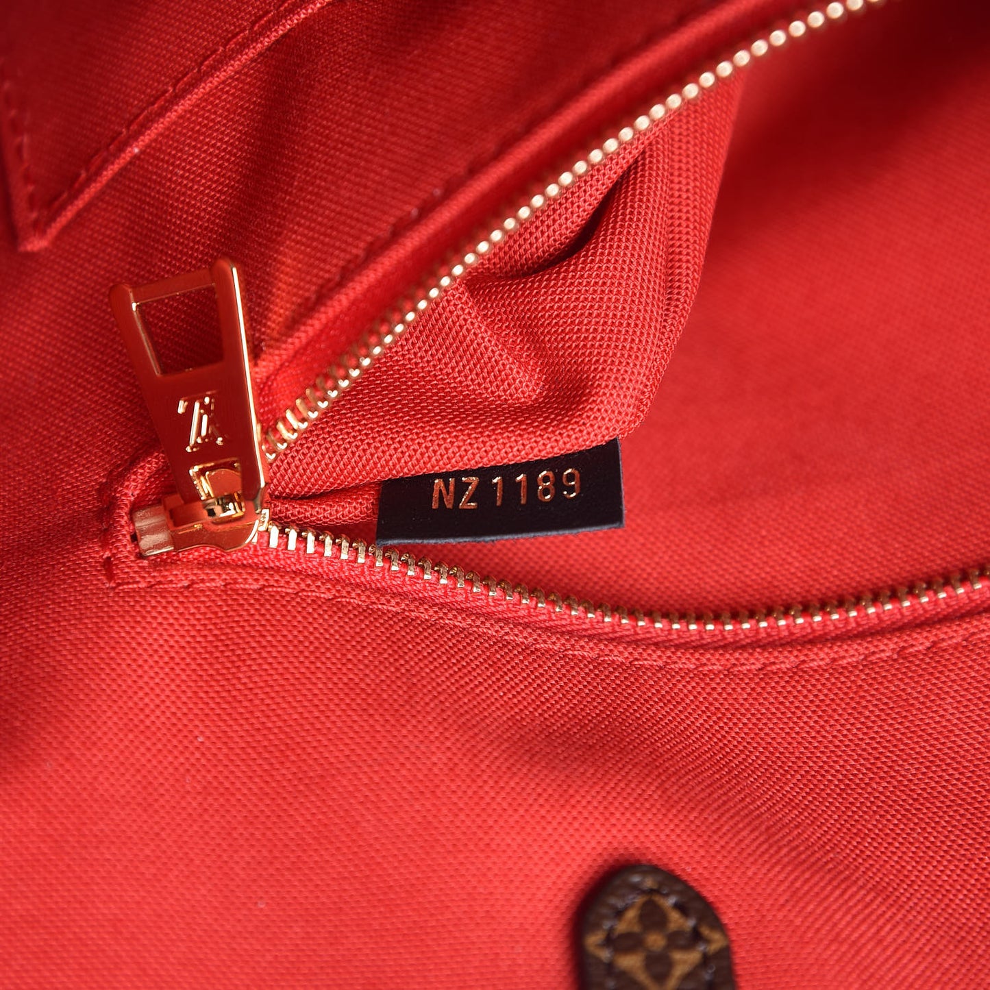 Reverse Monogram Giant Onthego GM
