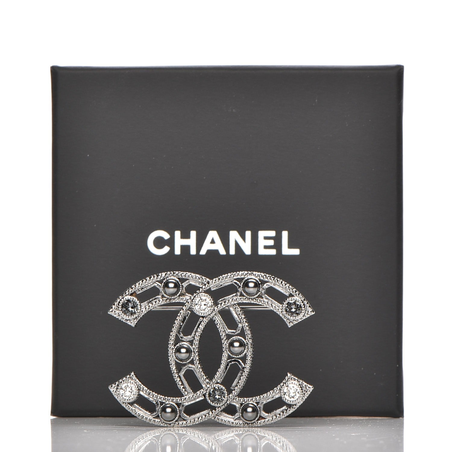 Chanel Ruthenium Pearl CC Brooch Black 5 of 5