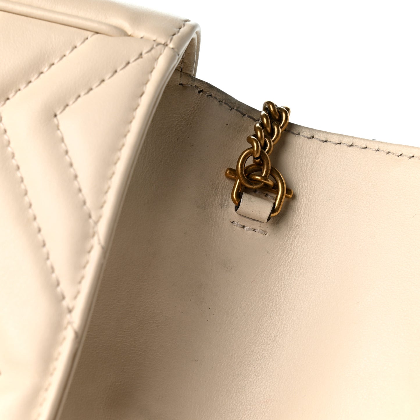Calfskin Matelasse Super Mini GG Marmont Shoulder Bag White