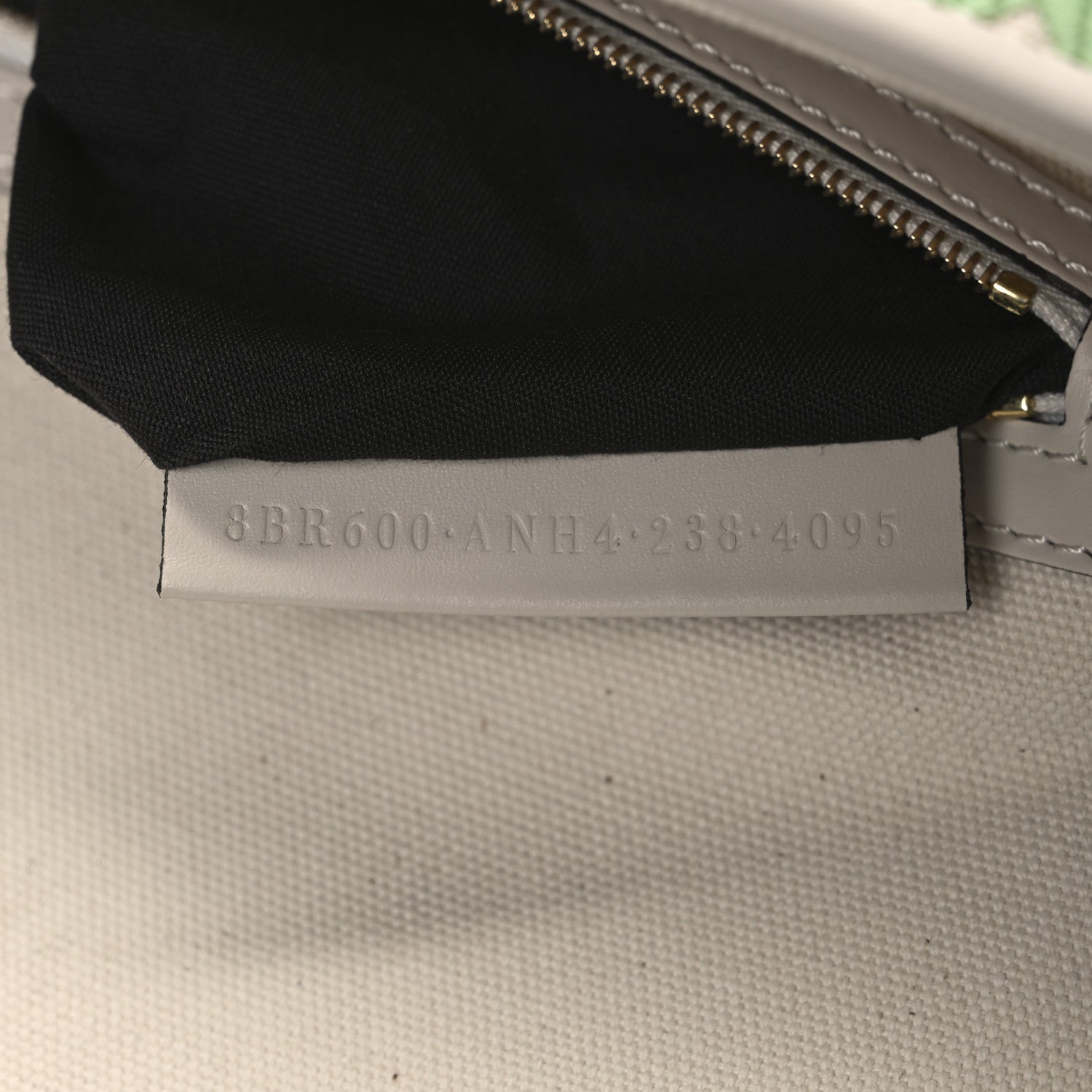 Fendi Canvas Vitello Seta FF Multicolor Embroidered Baguette Grezzo Multicolor Latte 7 of 10