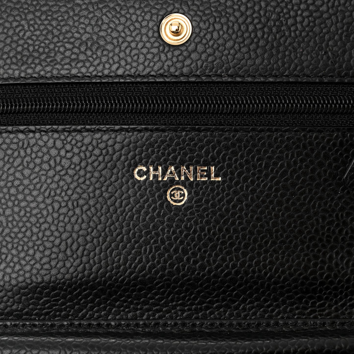 Caviar Quilted Wallet on Chain WOC Black