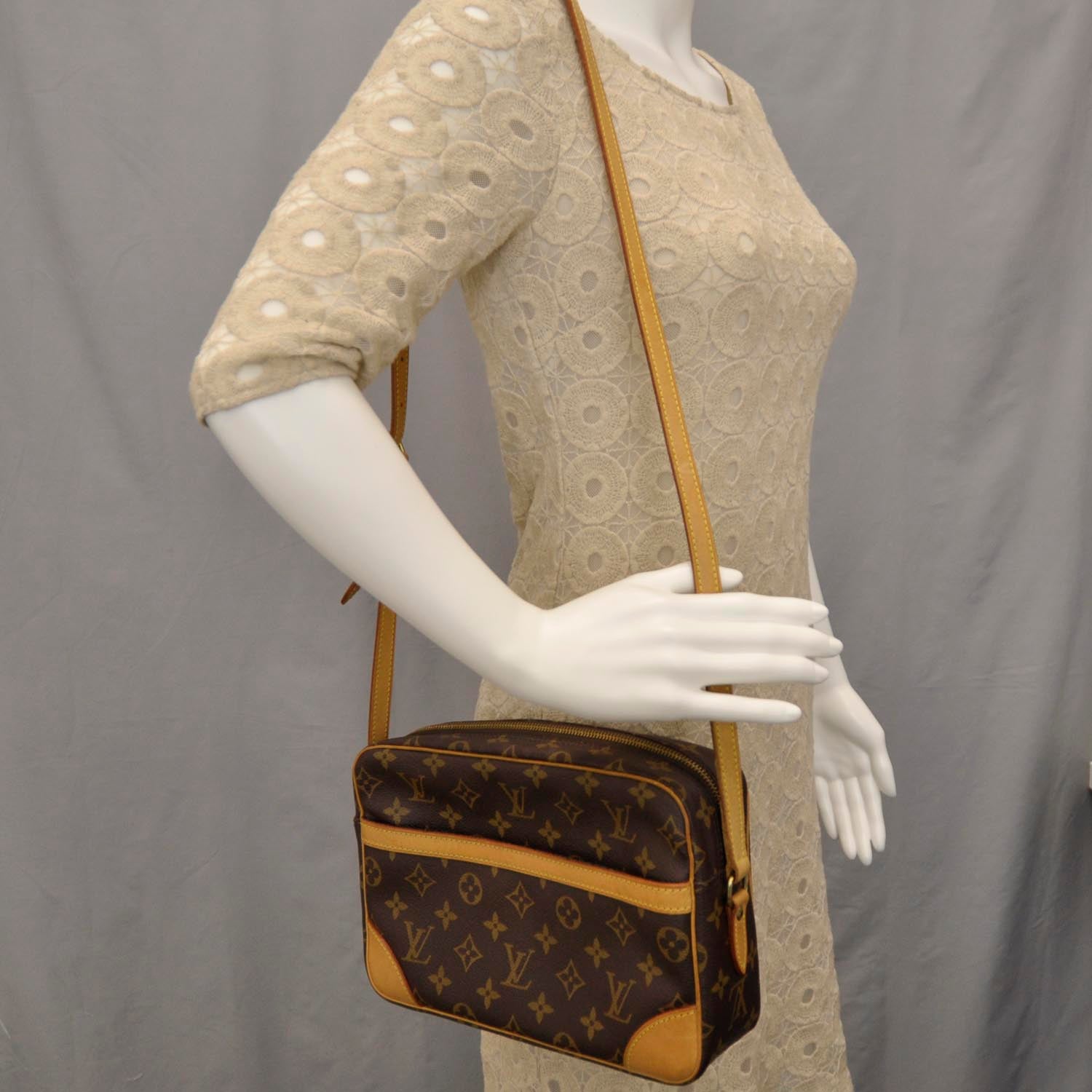 Louis Vuitton Monogram Trocadero 27 2 of 9
