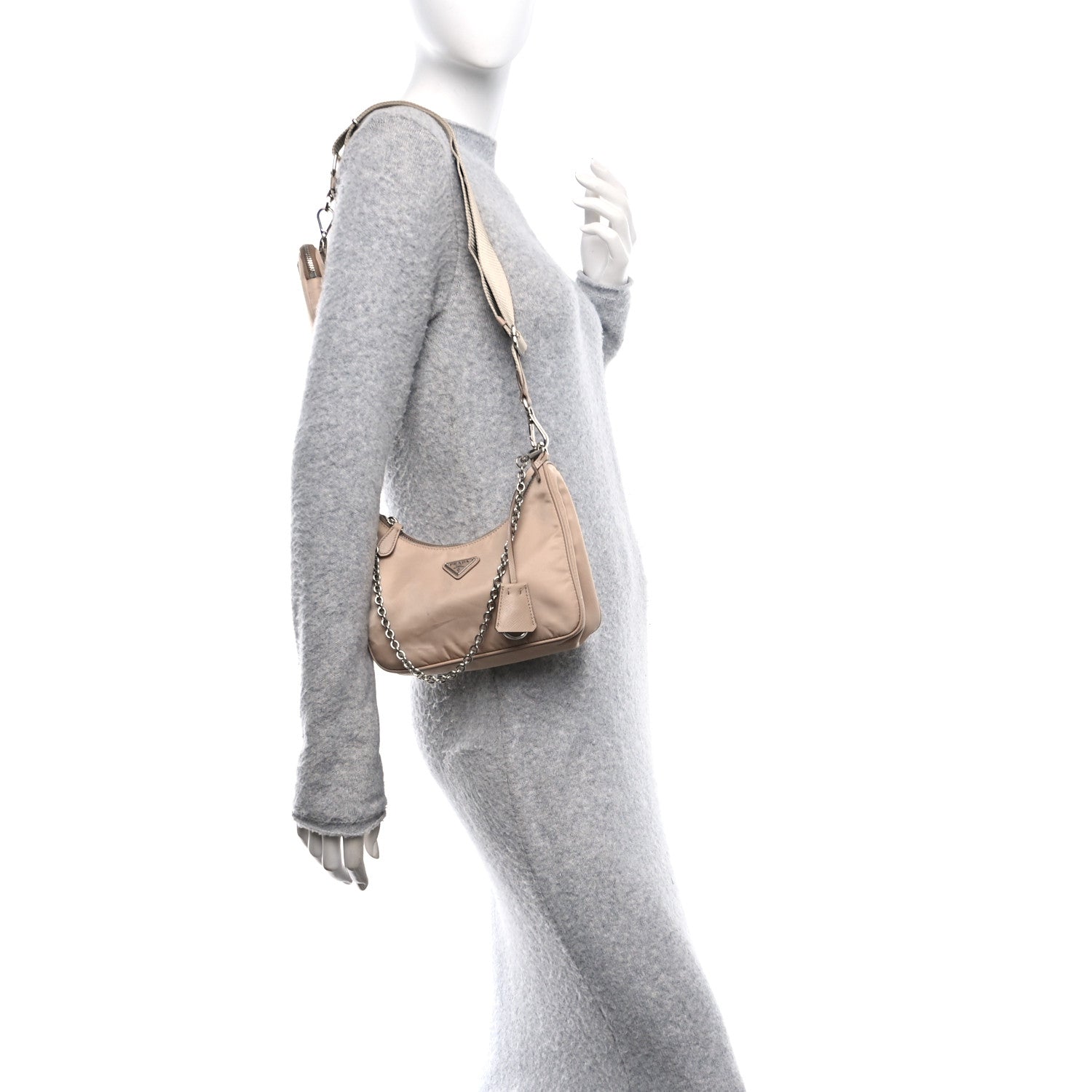 Prada Nylon Re-Edition 2005 Shoulder Bag Cammeo 2 of 10