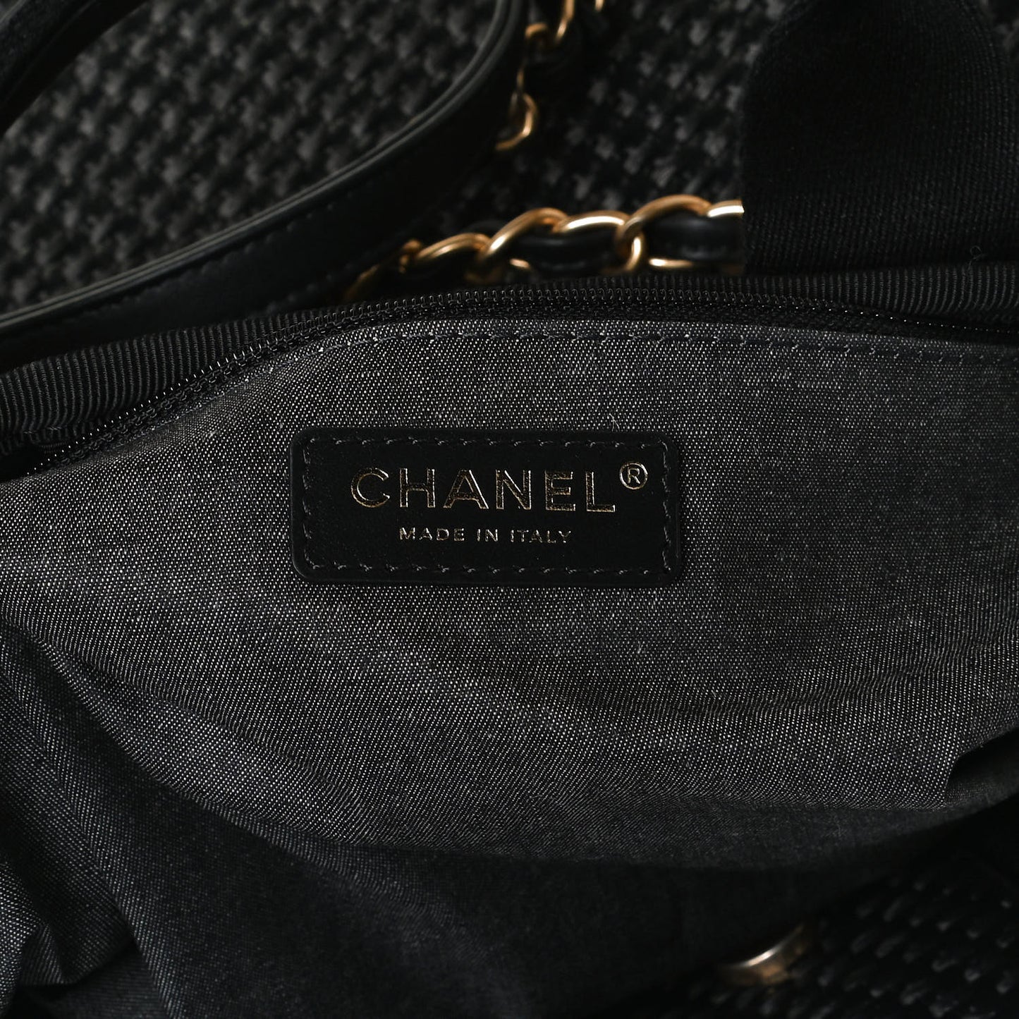 Straw Raffia Calfskin Chain Medium Deauville Tote Black
