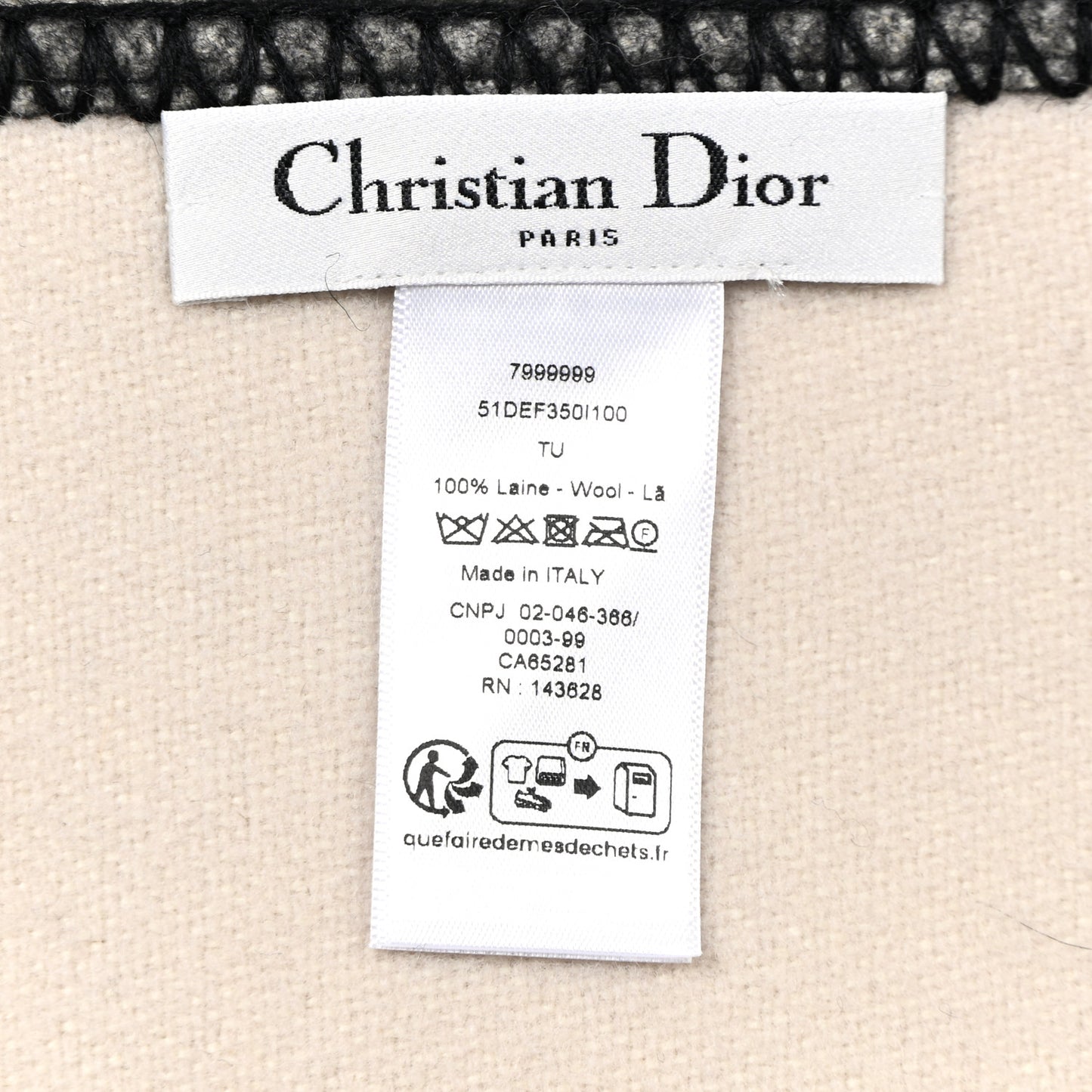 Cruise 2025 Scotland Throw Blanket Black White