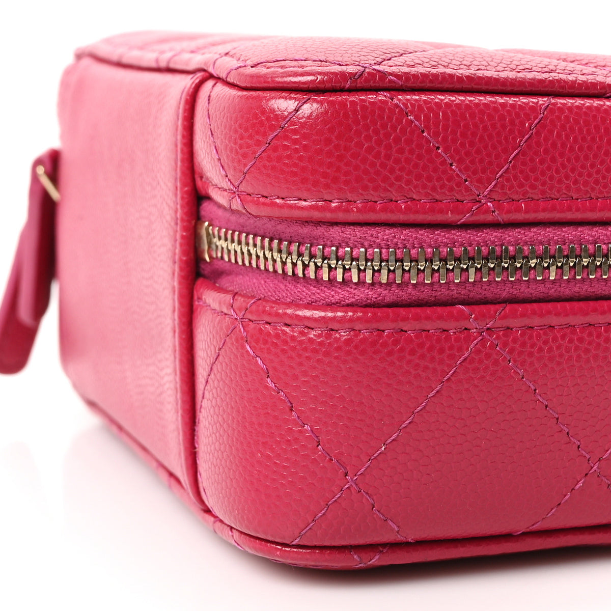 Caviar Quilted Twist Your Buttons Clutch With Chain Fuchsia