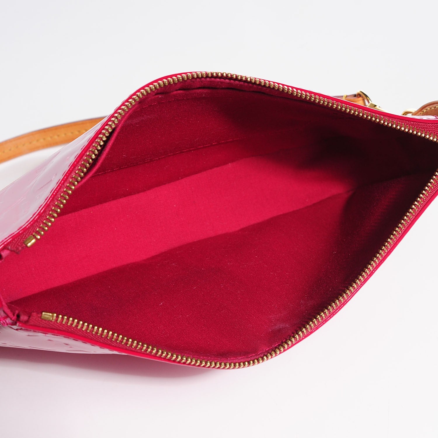Louis Vuitton Vernis Pochette Accessories NM Rose Indien 5 of 7