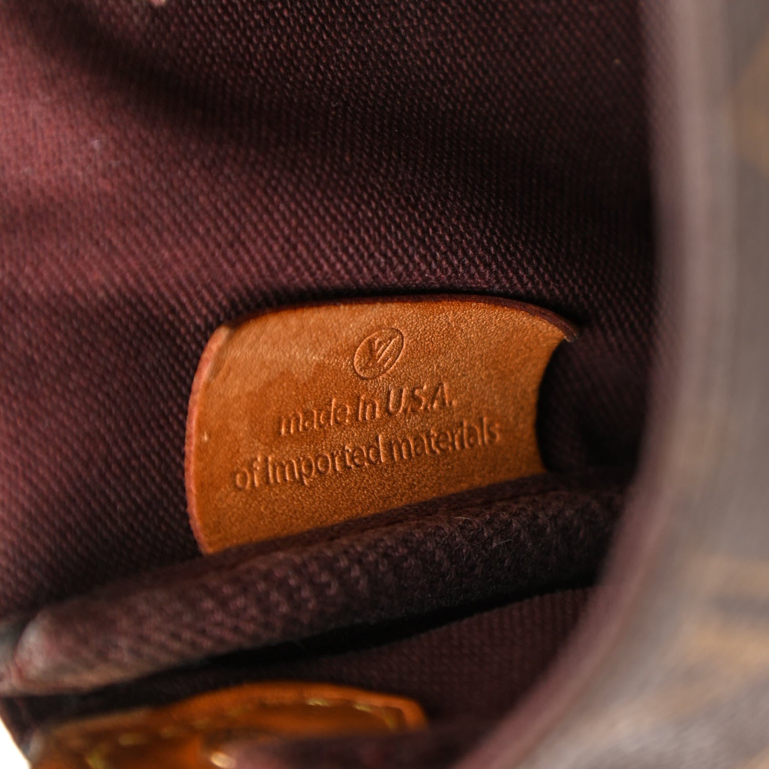 Louis Vuitton Monogram Favorite MM 7 of 11