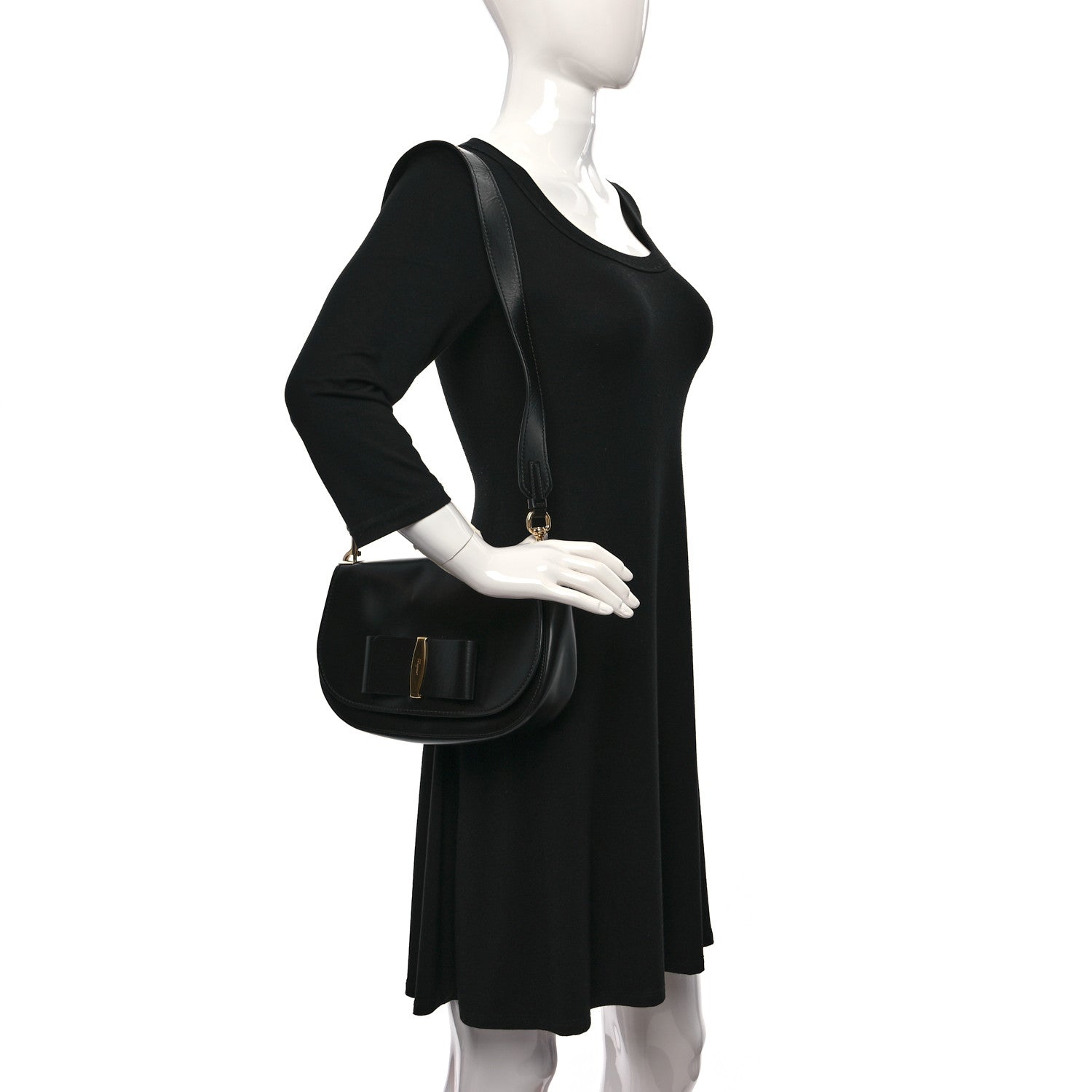 Salvatore Ferragamo Smooth Calfskin Anna Shoulder Bag Black 2 of 11