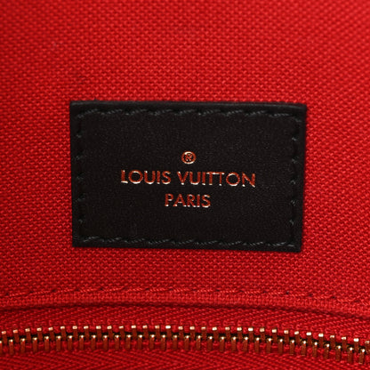 Louis Vuitton Reverse Monogram Giant Onthego MM 6 of 9