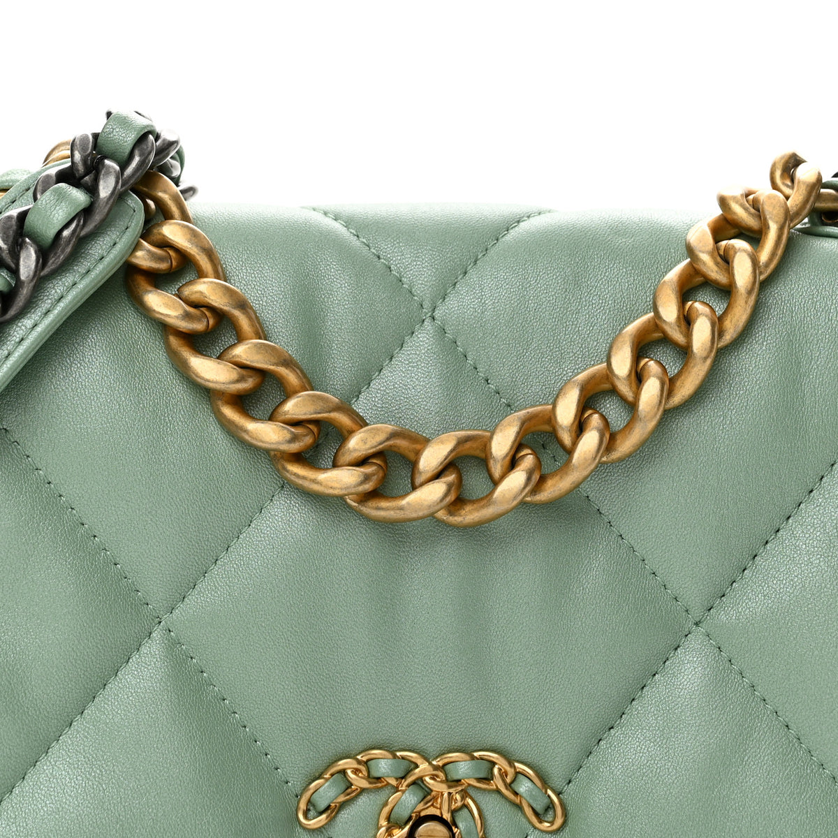 Shiny Lambskin Quilted Medium Chanel 19 Flap Light Green