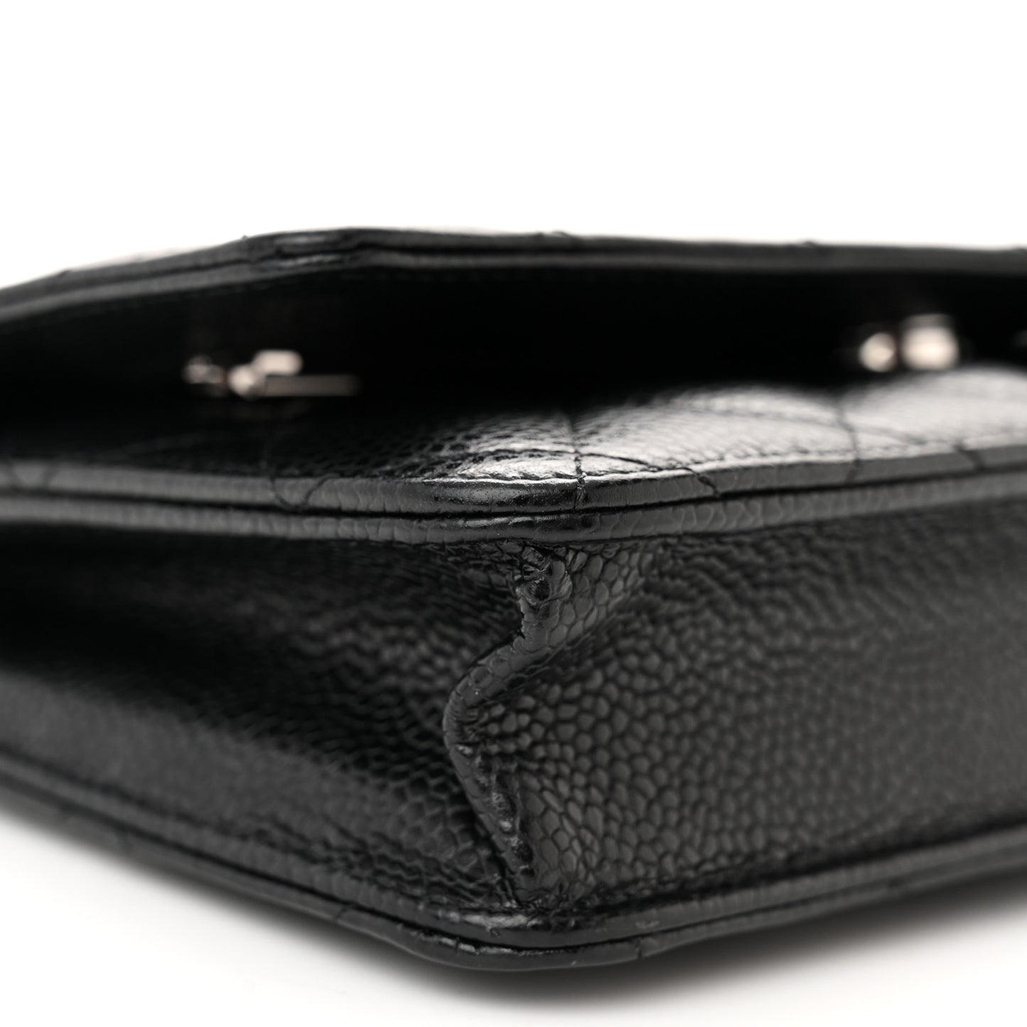 Caviar Quilted Wallet on Chain WOC Black