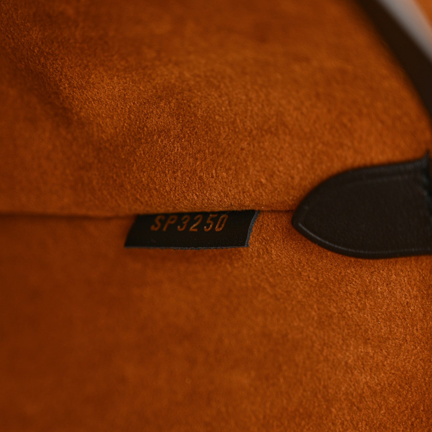 Louis Vuitton Empreinte Monogram Giant Crafty Neonoe MM Caramel Black 7 of 12