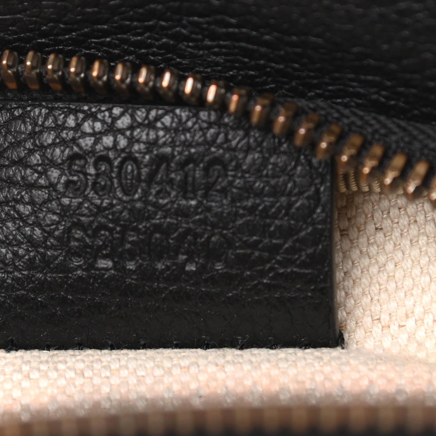 Gucci Grained Calfskin Logo Belt Bag Black 7 of 12