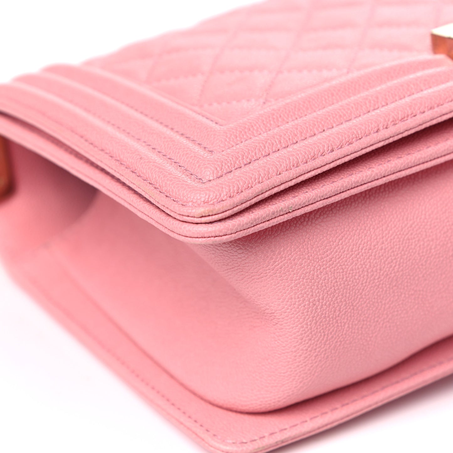 Caviar Quilted Medium Boy Flap Pink