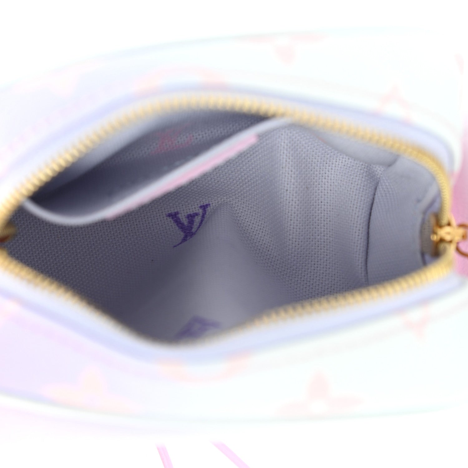 Louis Vuitton Monogram Giant Spring In The City Wapity Case Sunrise Pastel 5 of 8
