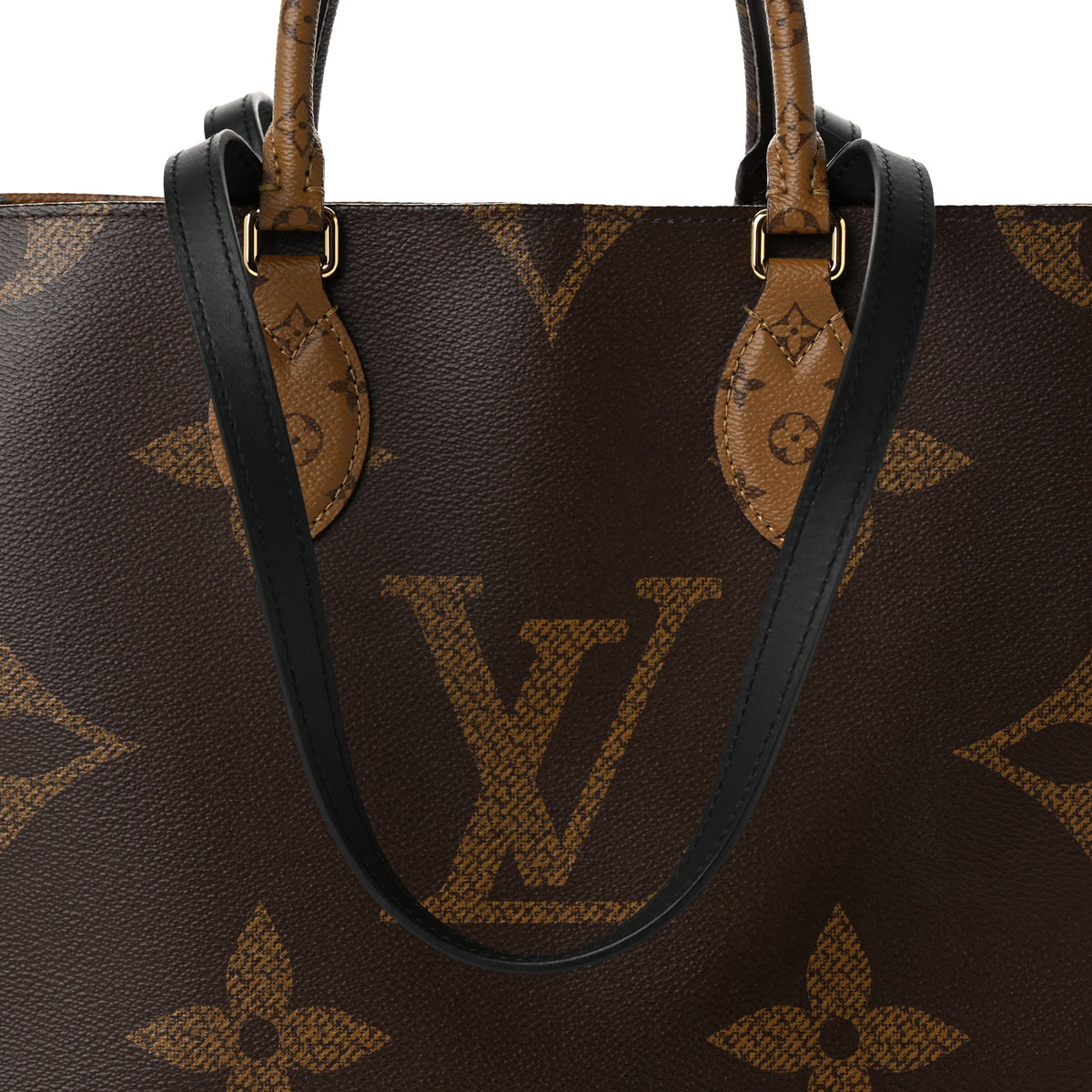 Reverse Monogram Giant Onthego MM