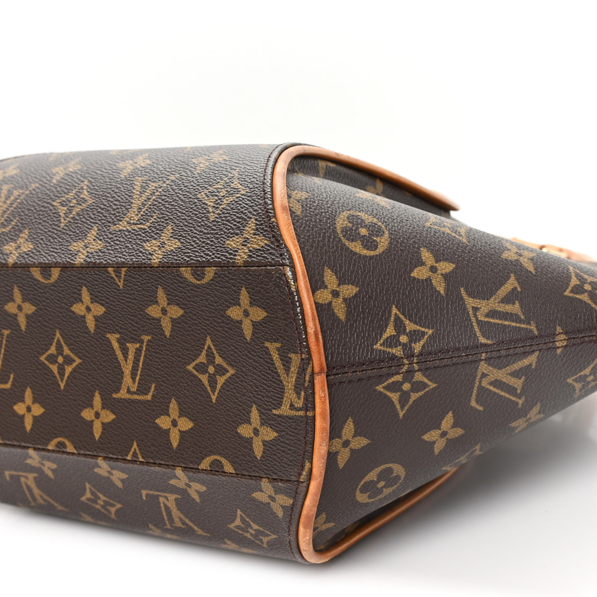 Louis Vuitton Monogram Ellipse MM 9 of 9