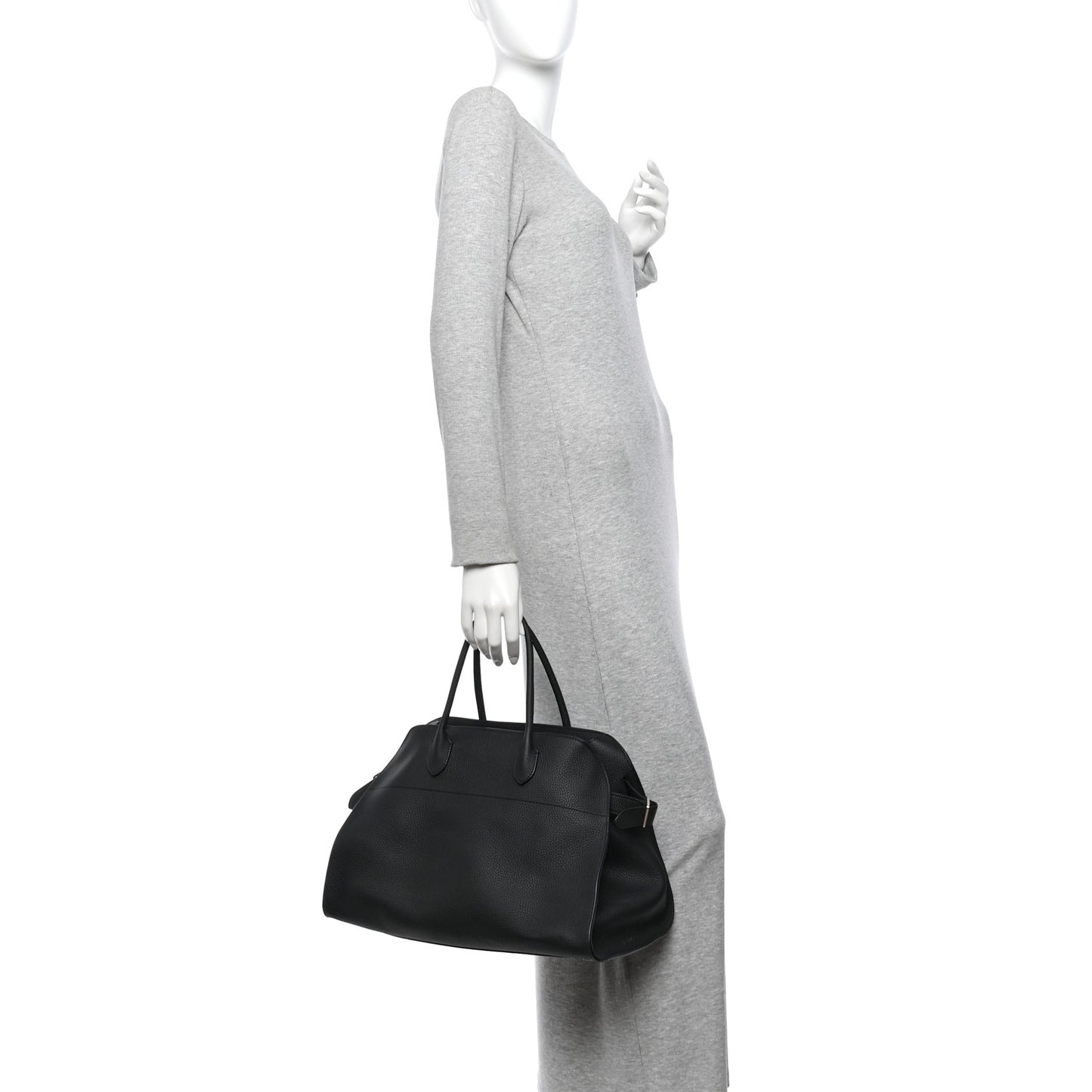 Matte Grained Calfskin Soft Margaux 15 Black