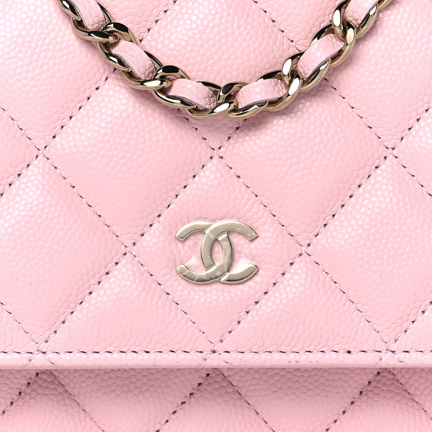 Caviar Quilted Wallet On Chain WOC Light Pink