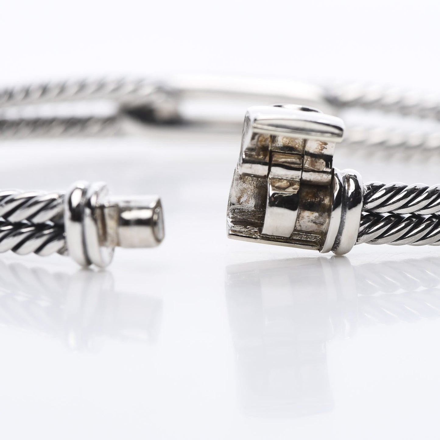 Sterling Silver Pave Pink Sapphire 7mm Mini Loop Labyrinth Bracelet