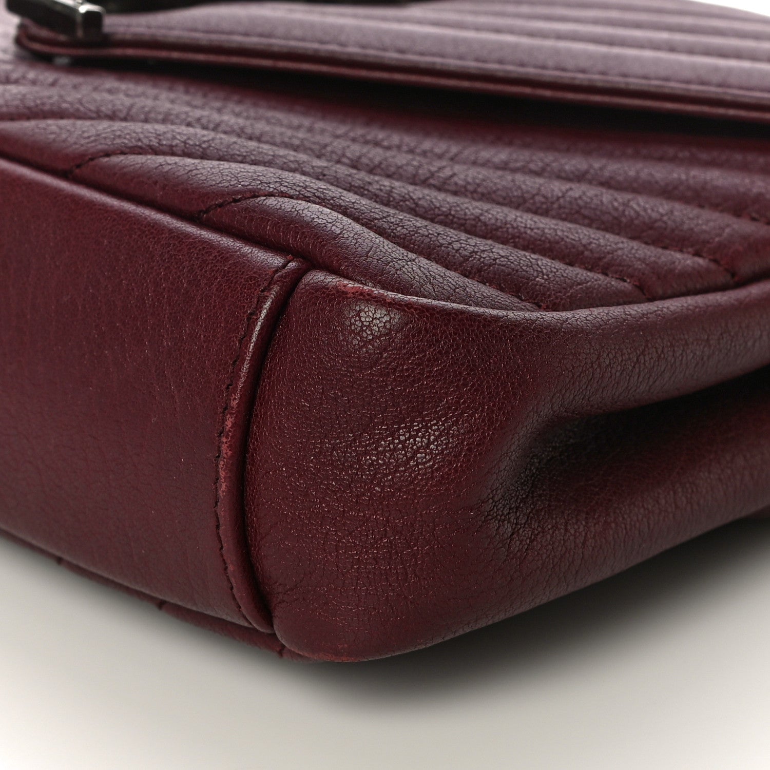 Saint Laurent Sheepskin Matelasse Chevron Monogram Medium College Bag Rouge Legion 8 of 24