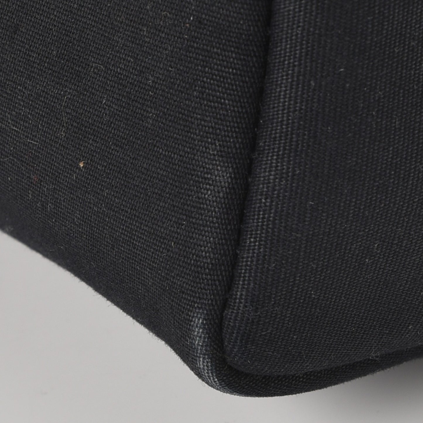 Toile Vache Calfskin Herbag 30 PM Natural Black