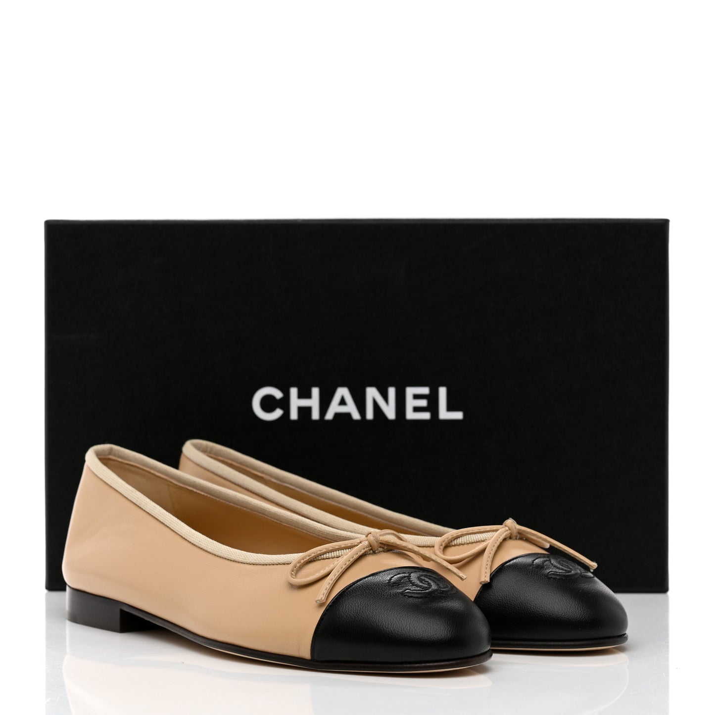 Lambskin Cap Toe CC Ballerina Flats 37.5 Beige Black