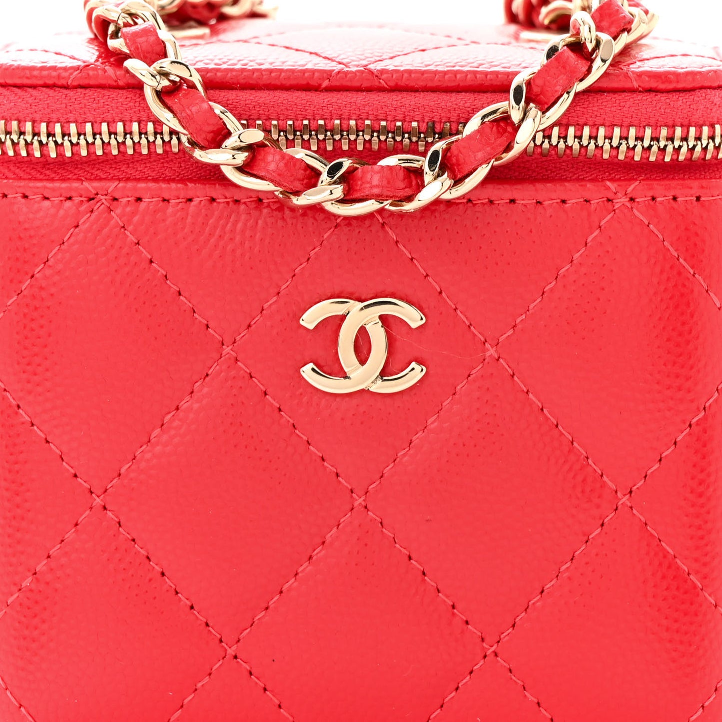 Caviar Quilted Mini Vanity Case With Chain Red