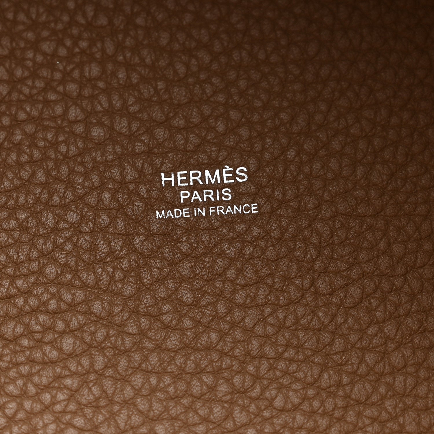 Hermes Taurillon Maurice Picotin Lock 18 PM Beige De Weimar