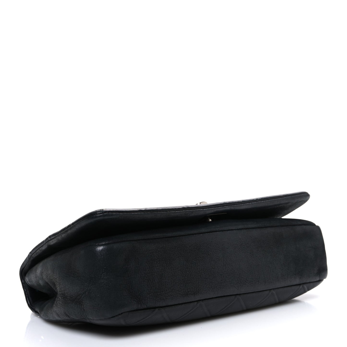 Calfskin Diamond Embossed Medium New Chic Flap Black
