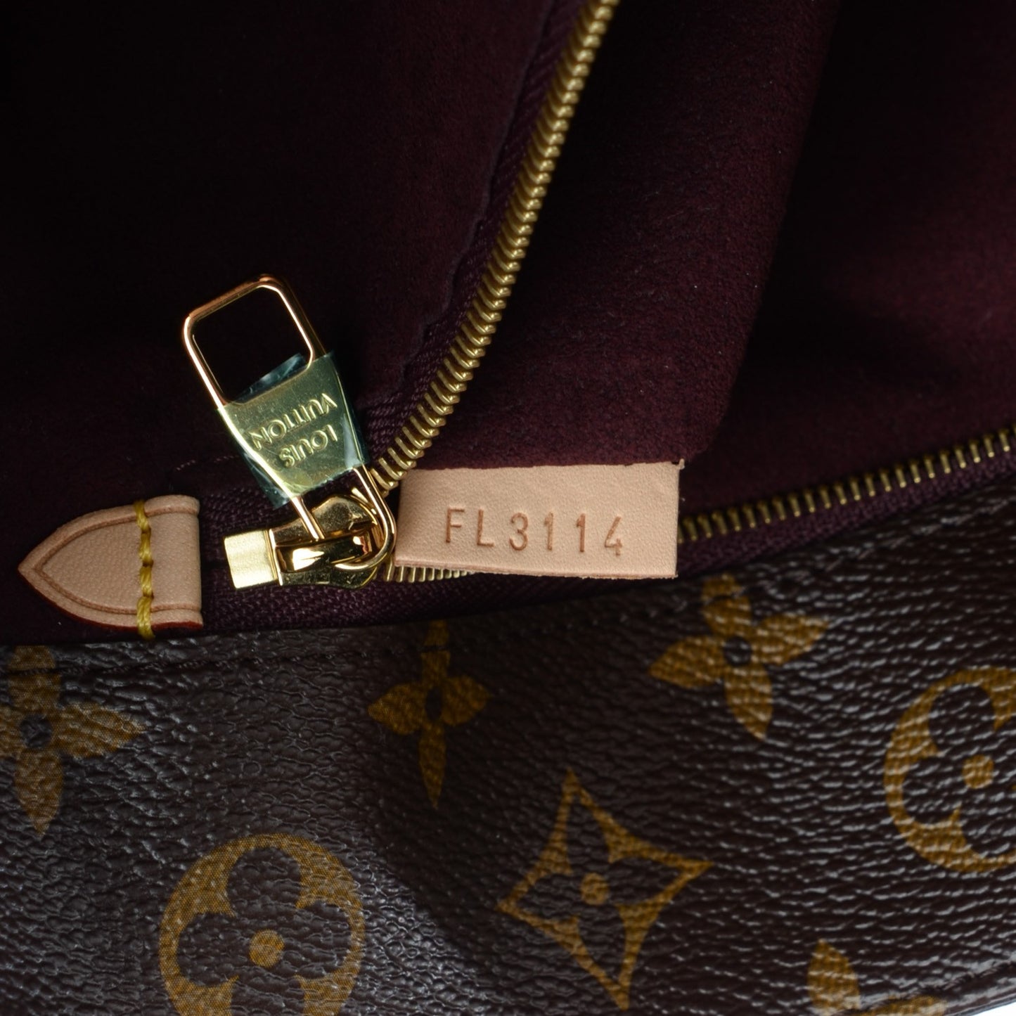 Monogram Voltaire