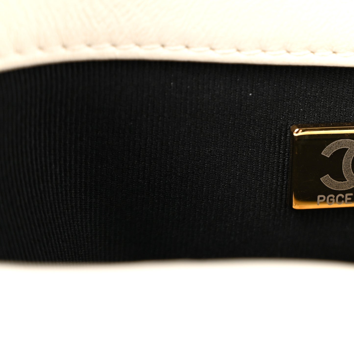 Lambskin Quilted Medium Chanel 19 Flap White