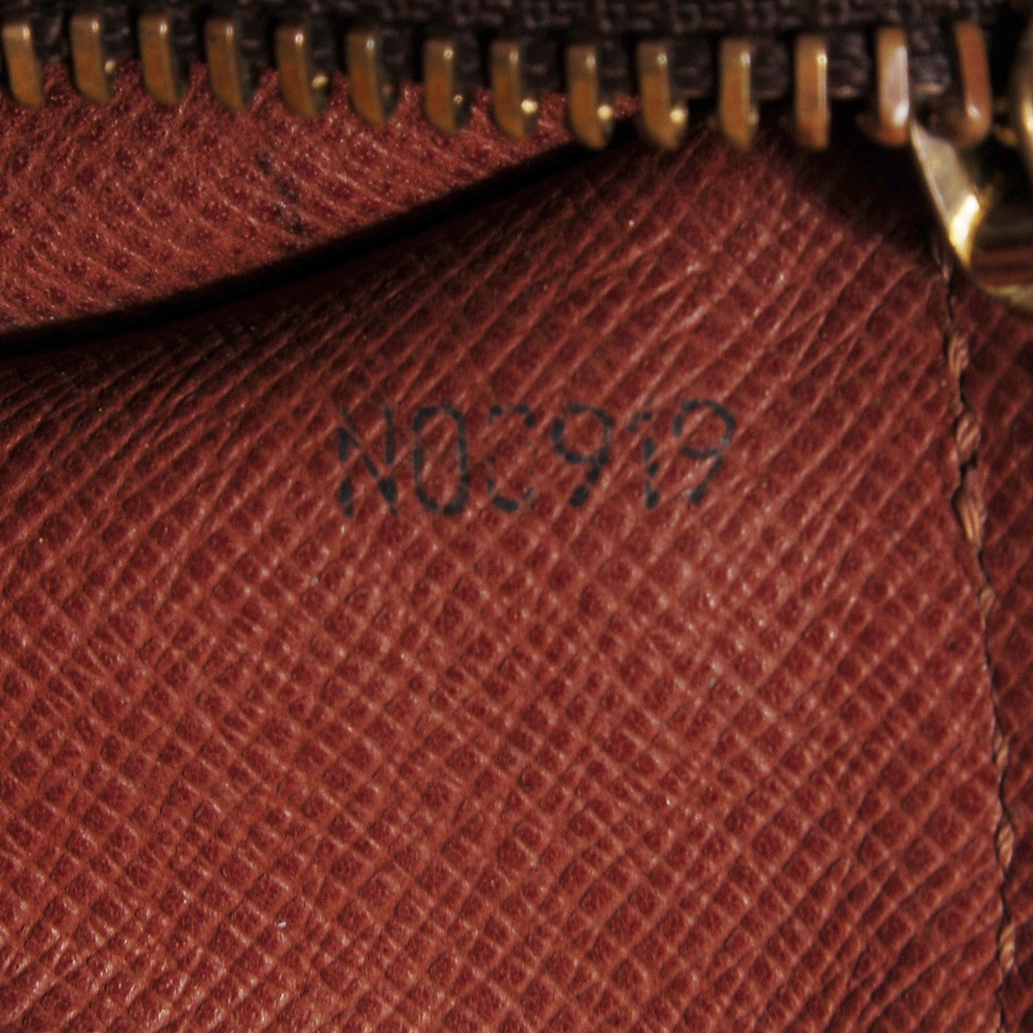 Louis Vuitton Monogram Papillon 26 7 of 7