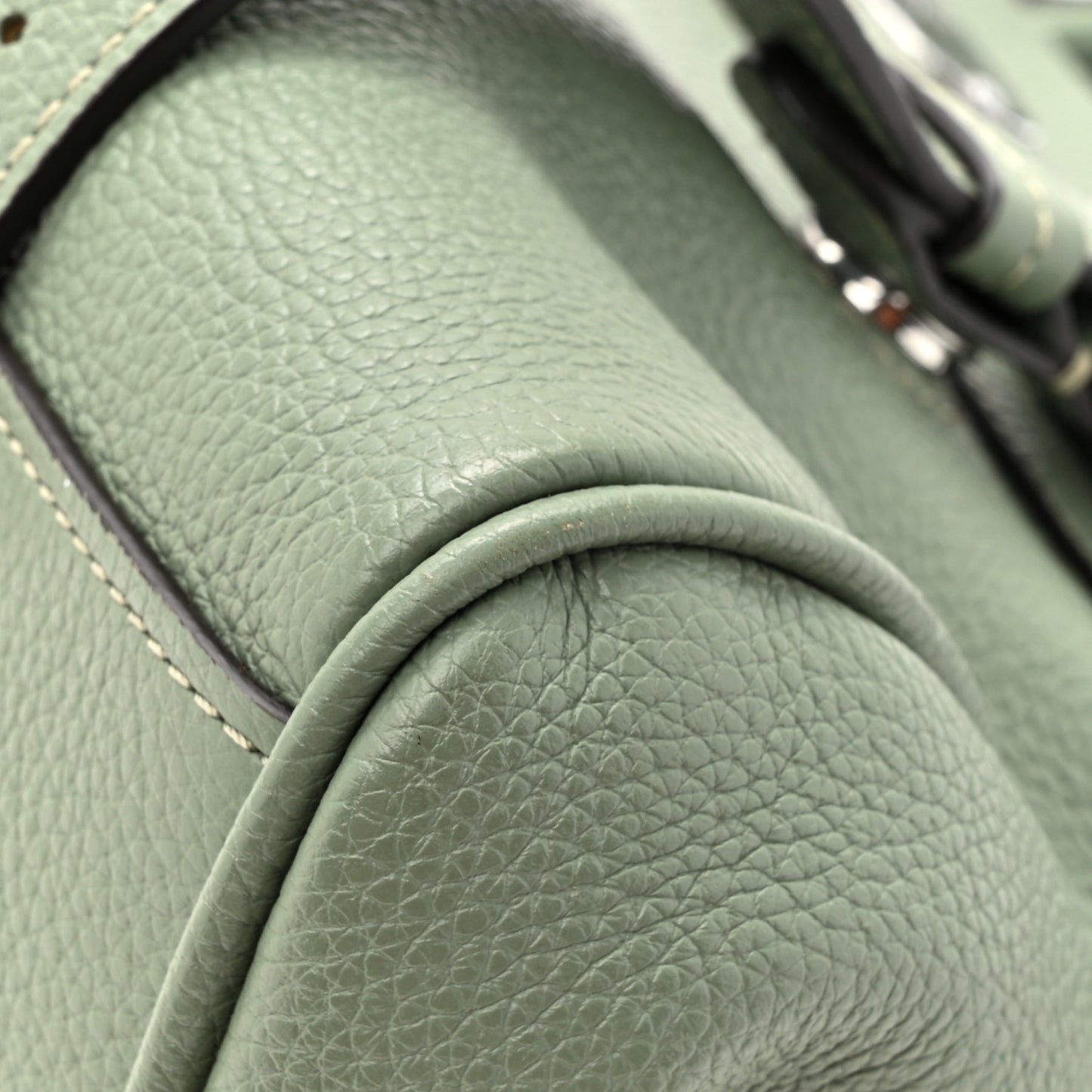 Smooth Calfskin Medium Alexa Pavement Cambridge Green
