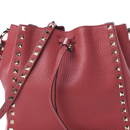 Valentino Garavani Grained Calfskin Rockstud Bucket Bag Red 7 of 9