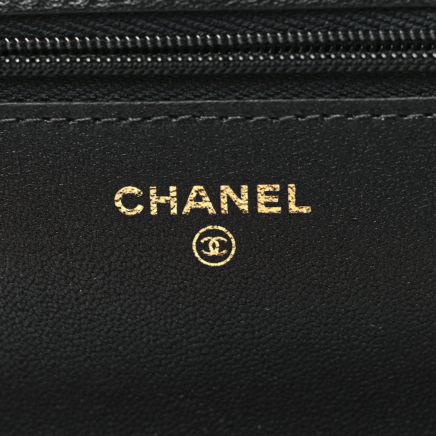 Lambskin Quilted Wallet On Chain WOC Black