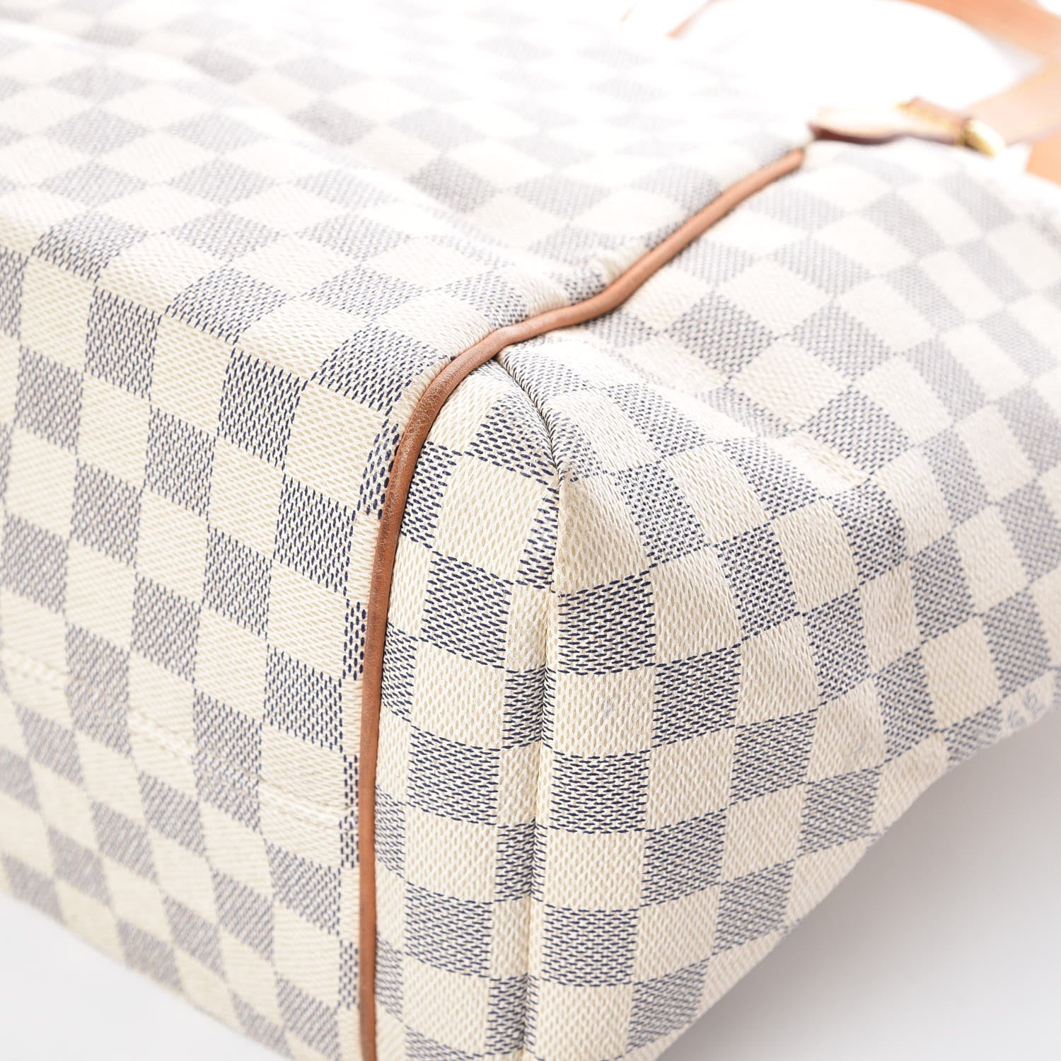 Louis Vuitton Damier Azur Totally MM 23 of 24